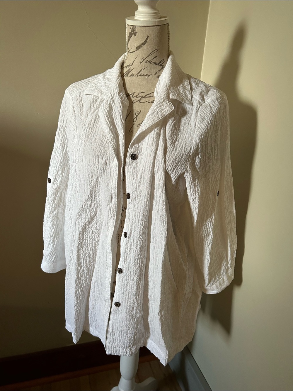 White Textured Button-Front Lightweight Blouse or Jacket
